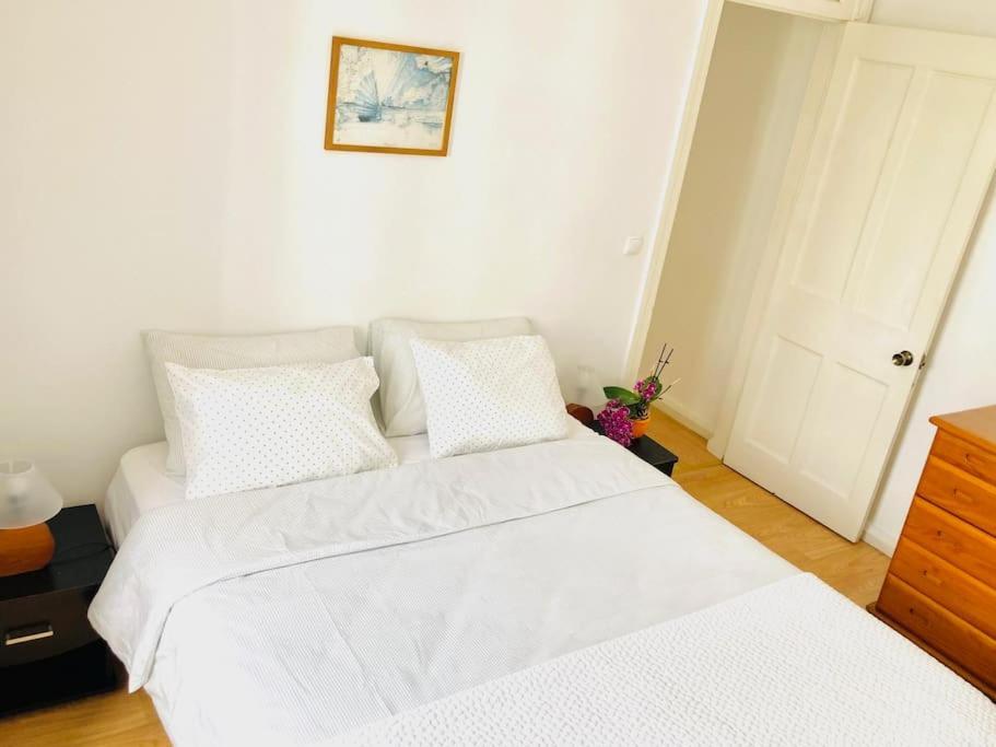 Downtown Apartment Horta  Bagian luar foto