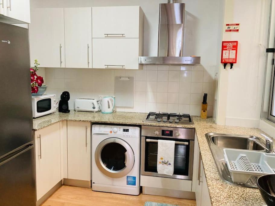 Downtown Apartment Horta  Bagian luar foto